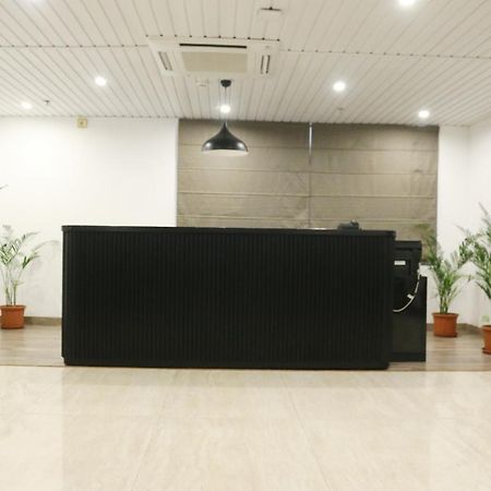 Hotel Sm Hives Bhubaneswar Exterior foto