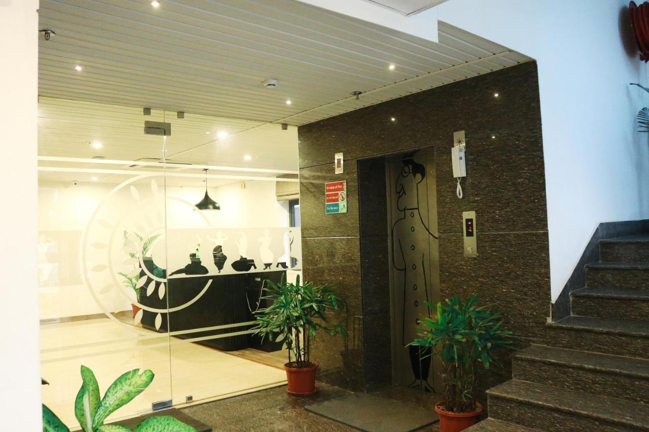 Hotel Sm Hives Bhubaneswar Exterior foto